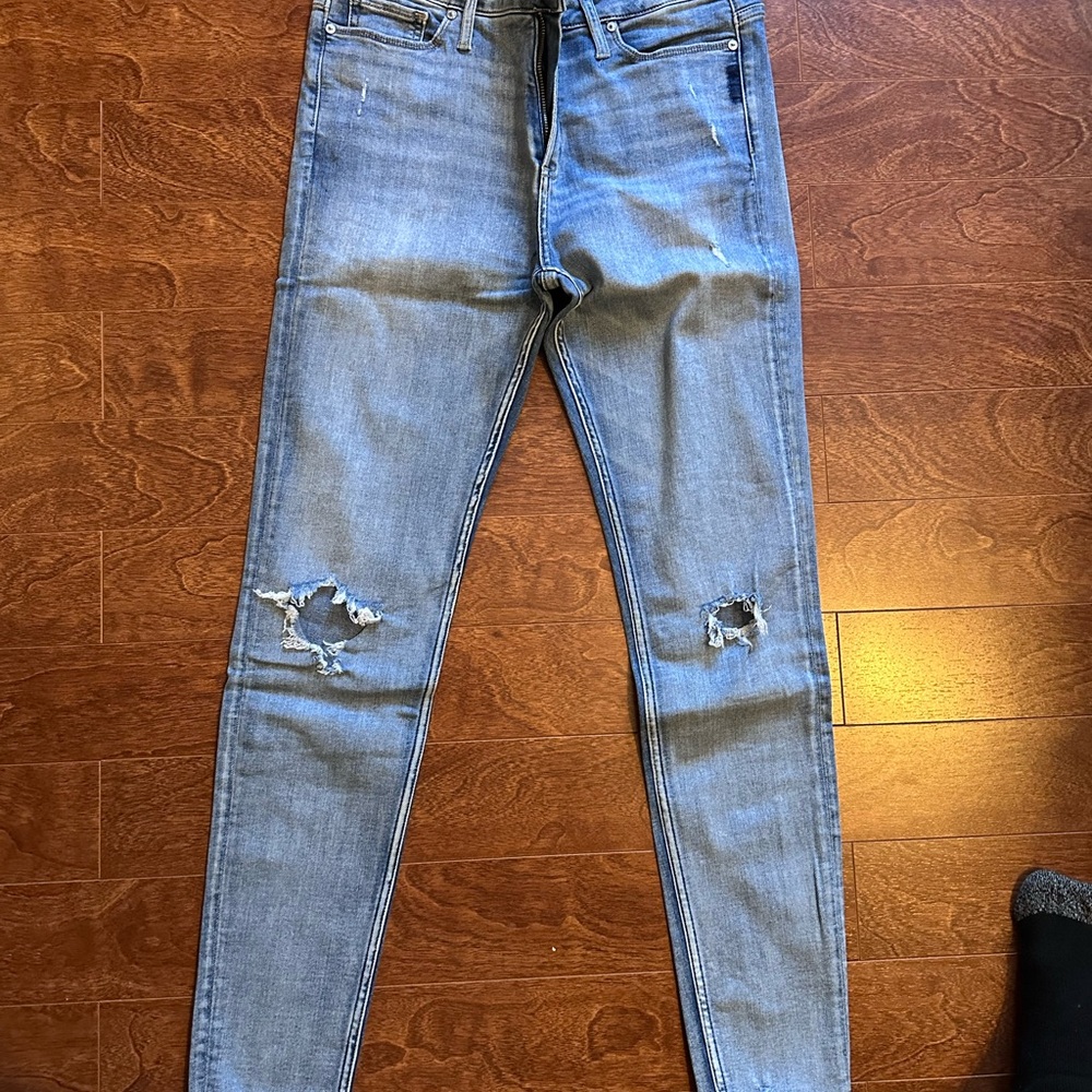 Silver Jeans Light Blue Distressed Skinny Jeans